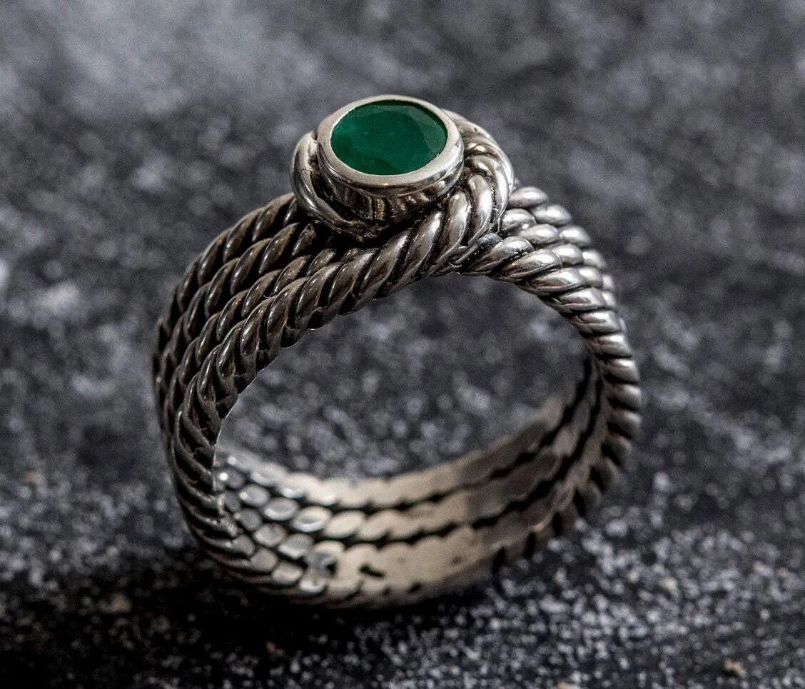 Emerald Bezel Ring - Triple Band Ring - Silver Rope Band