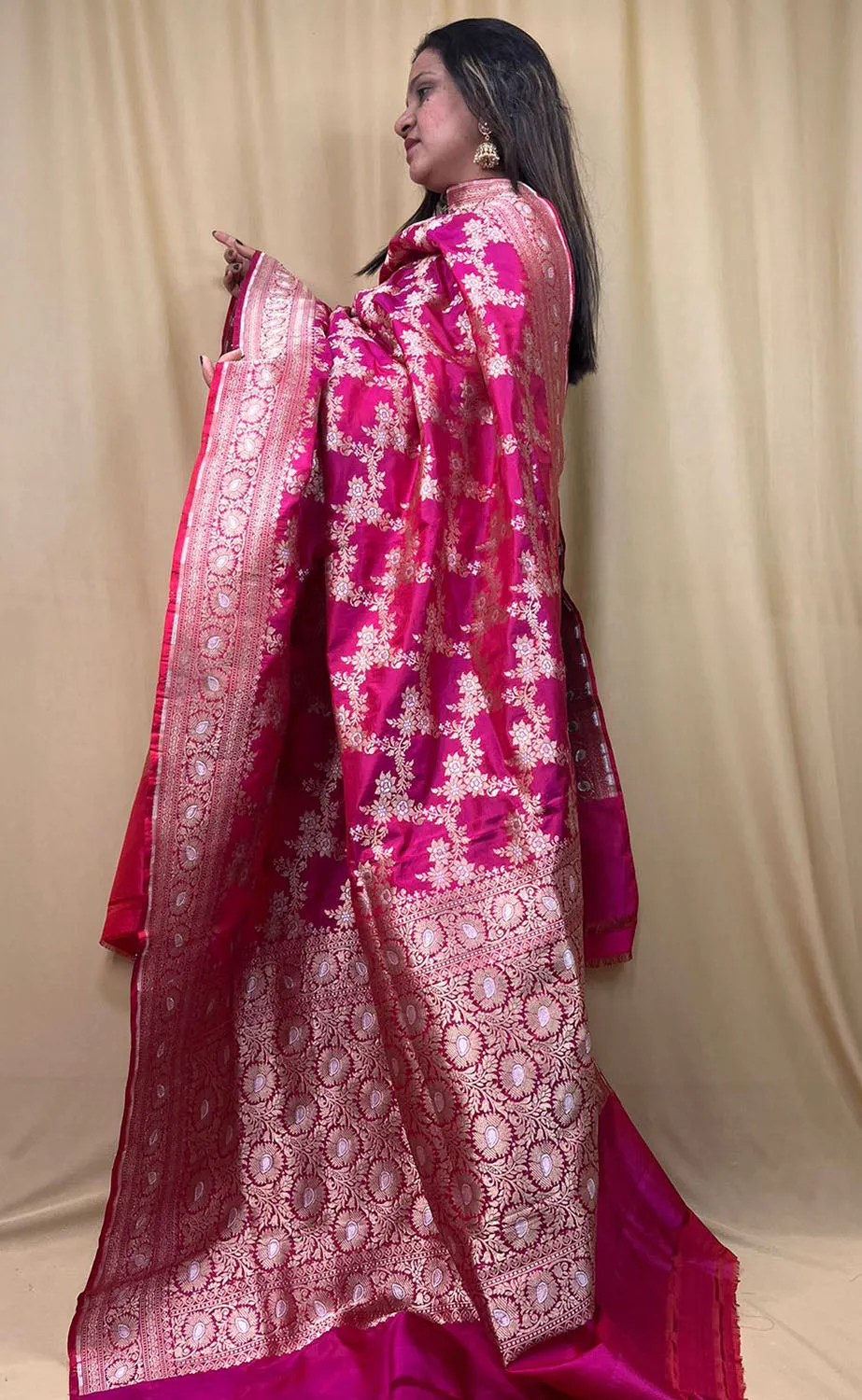 Exquisite Dual Tone Pink Banarasi Handloom Katan Silk Dupatta