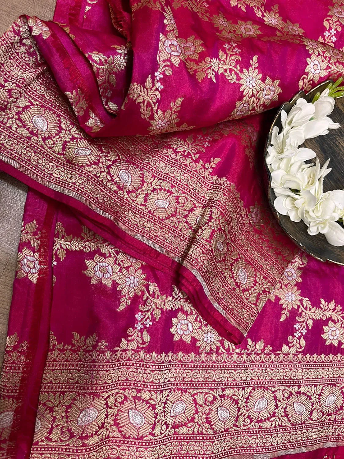 Exquisite Dual Tone Pink Banarasi Handloom Katan Silk Dupatta