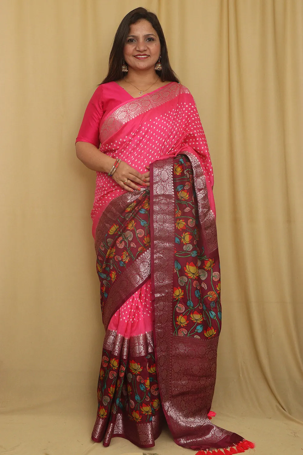 Exquisite Pink Banarasi Bandhani Pure Chiniya Silk Pichwai Design Saree