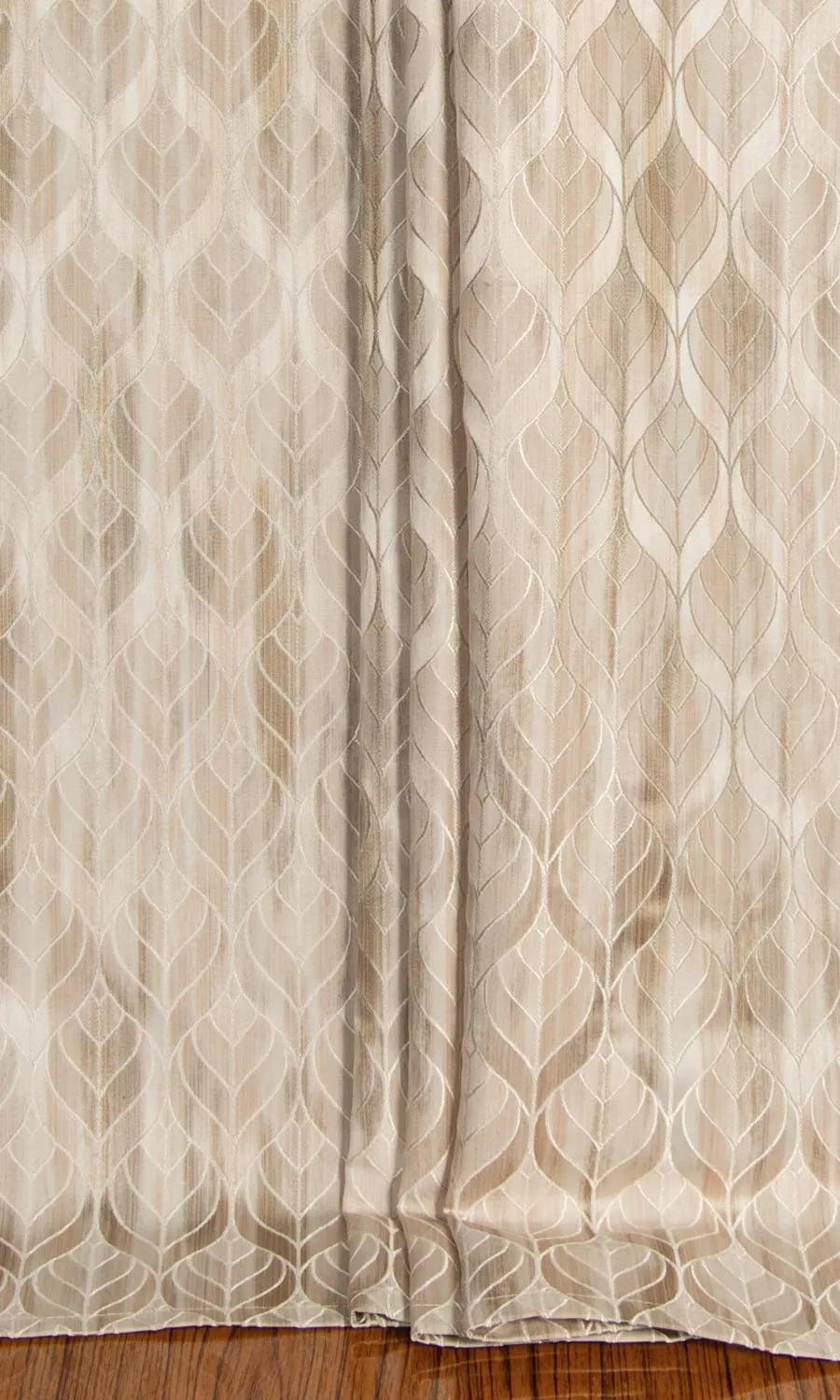 'Faith' Petal Patterned Roman Shades (Pale Beige/Brown)