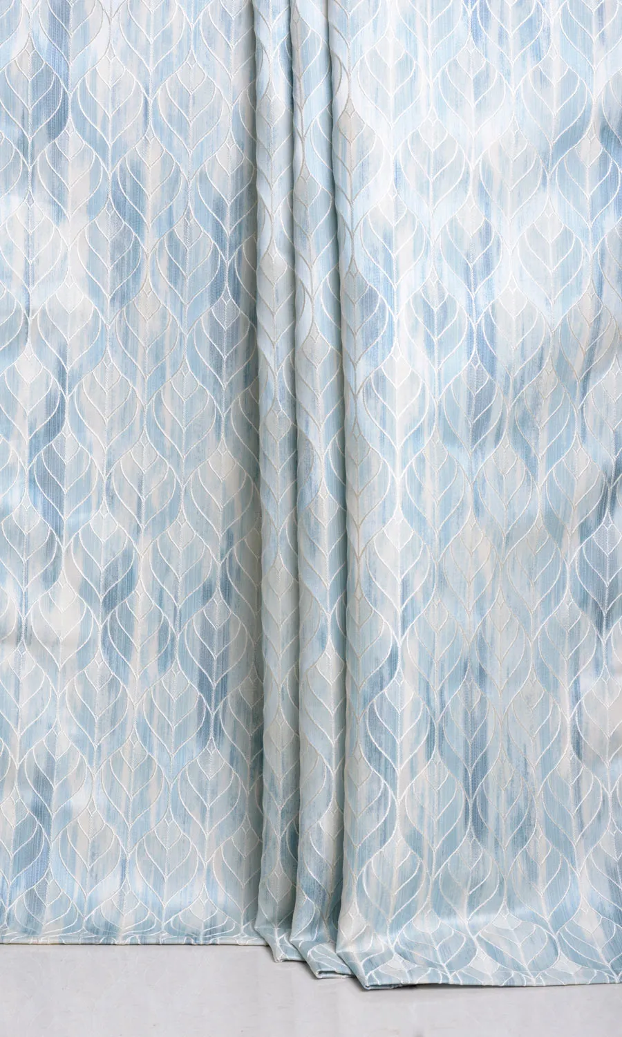 'Glass Shower' Petal Patterned Window Shades (Blue)