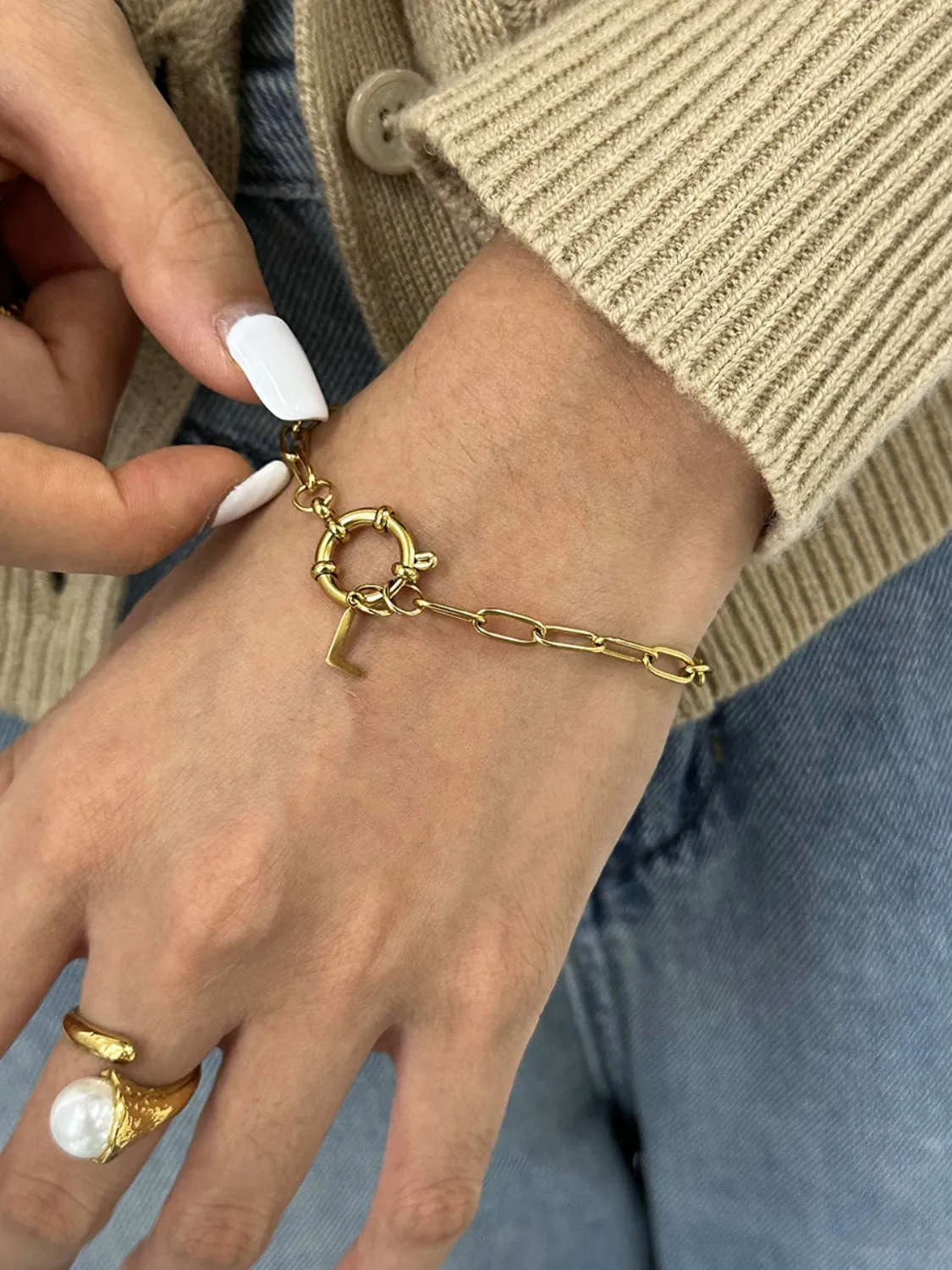 Gold Plated Letter L Bracelet: Style with a Personal Touch