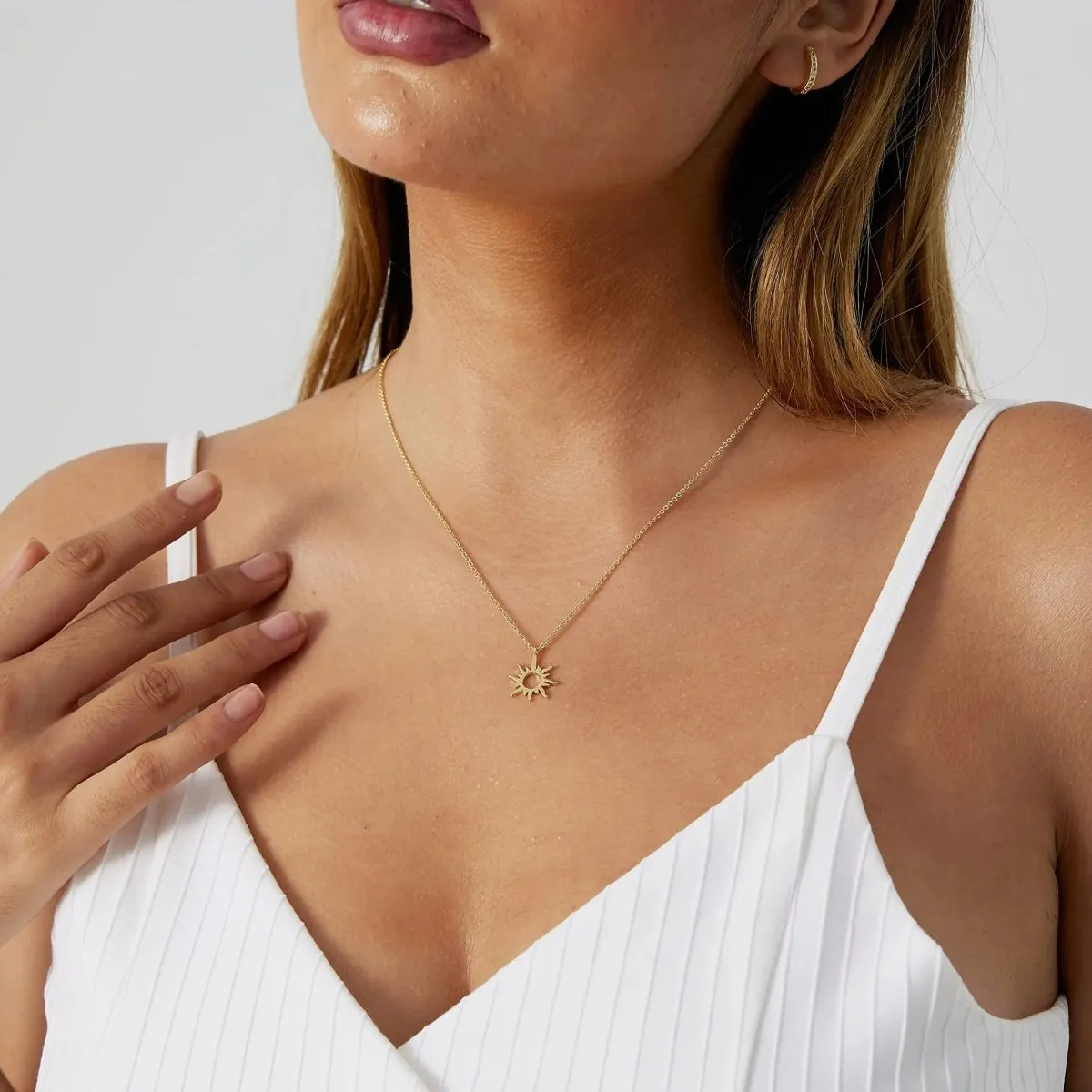 Kyerlyn Gold Plated Sun Choker Necklaces