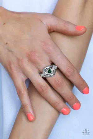 Paparazzi Ring ~ Graceful Gallantry - Green