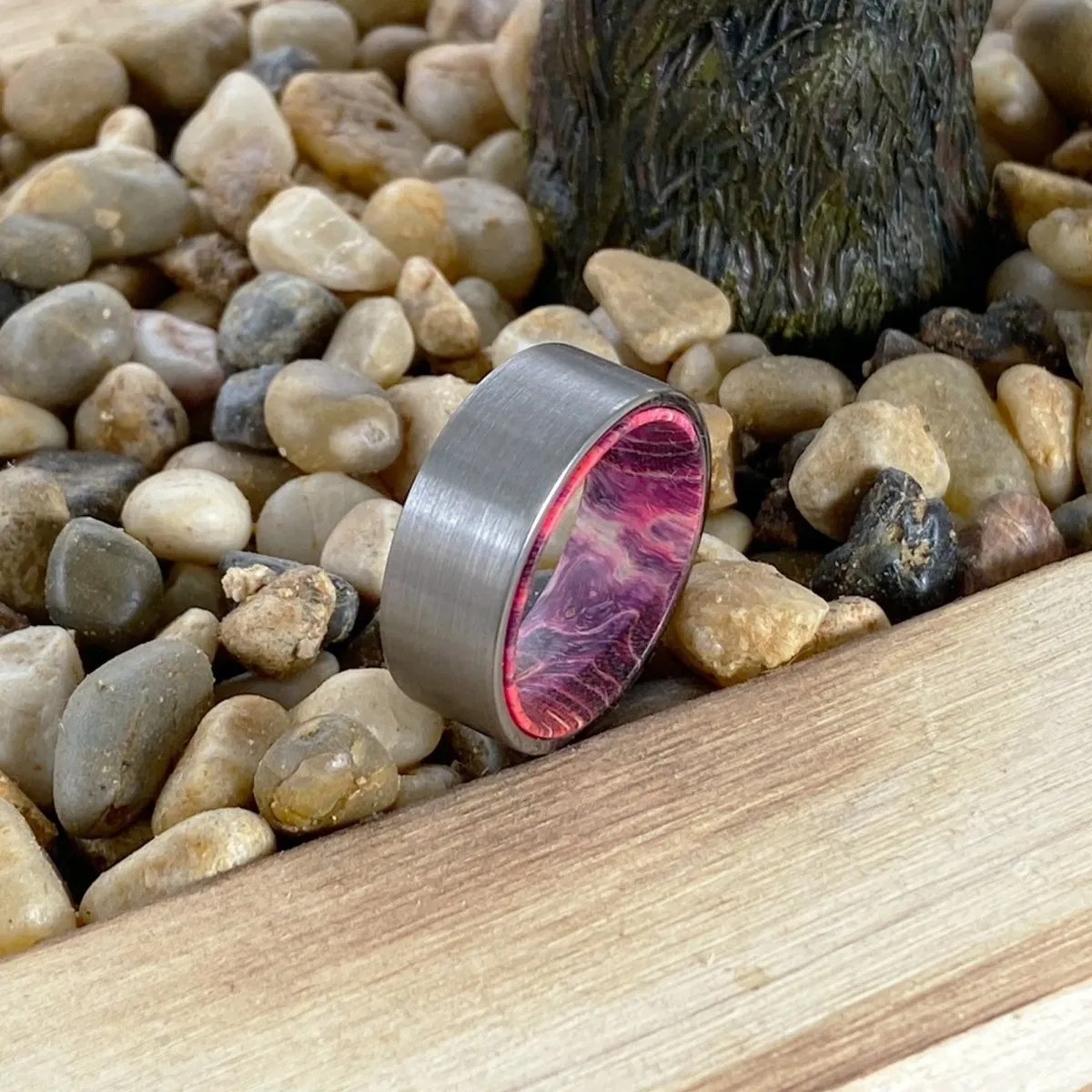 PATTERN | Green and Red Wood, Silver Tungsten Ring, Brushed, Flat