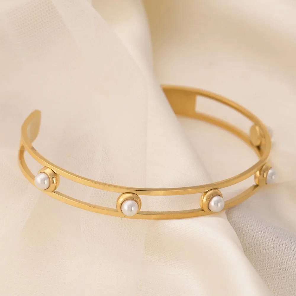 Pearlesque Harmony Gold Bracelet