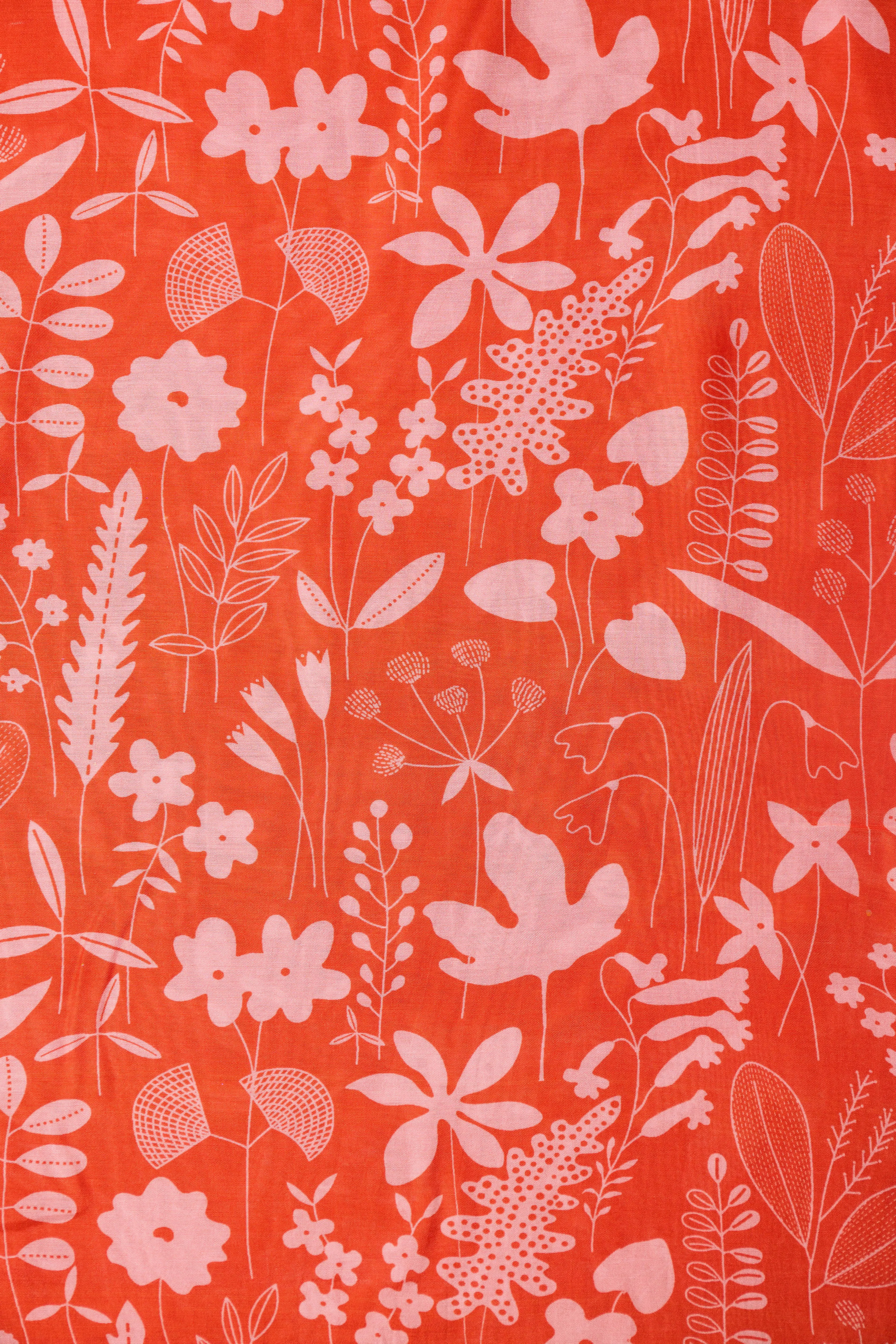 Pretty Pink Red Floral Pattern Foliage Printed Natural Muslin Silk Fabric