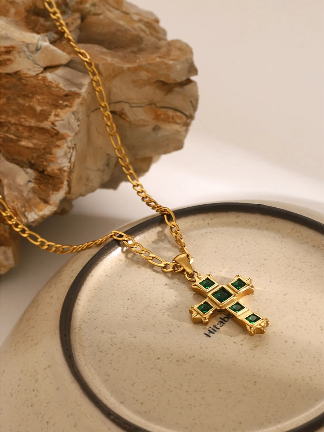 Stunning Cubic Zirconia Cross Pendant Necklace