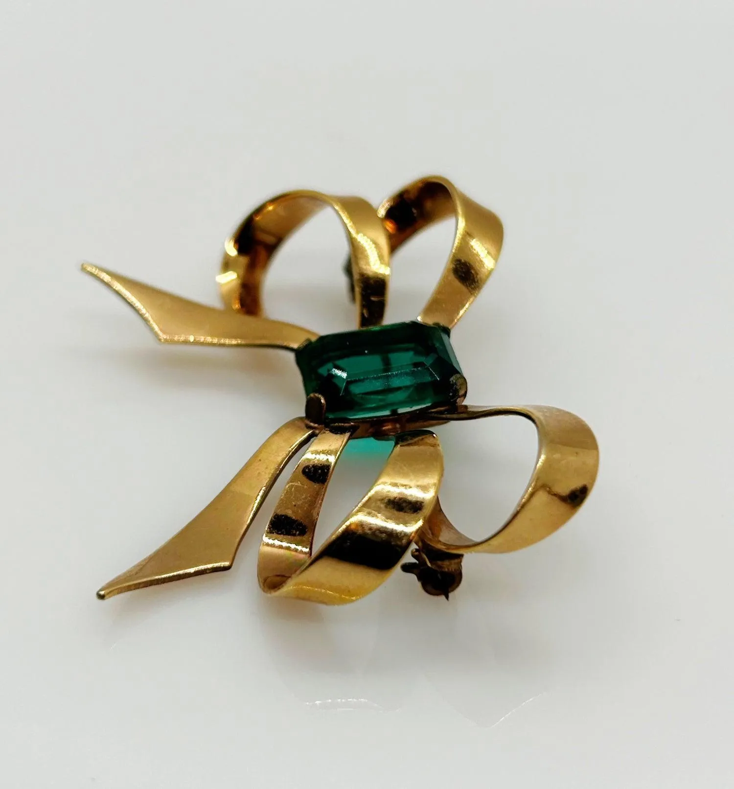 Stunning Vintage Green Bow Brooch