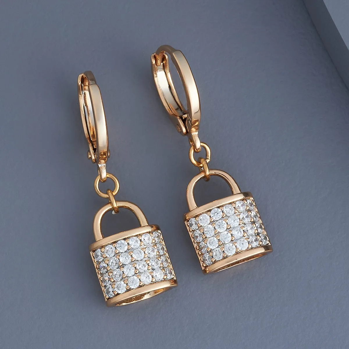 Trendy Earring 179517